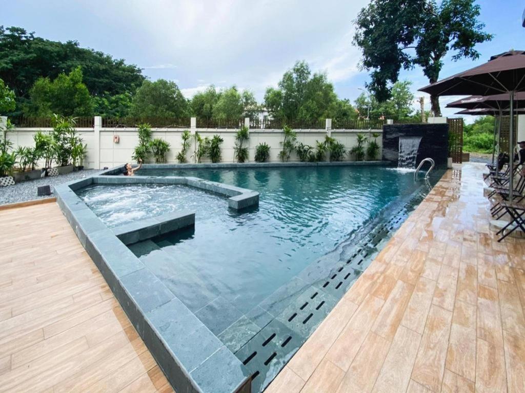 Mangrove Hotel Кан Гио Екстериор снимка